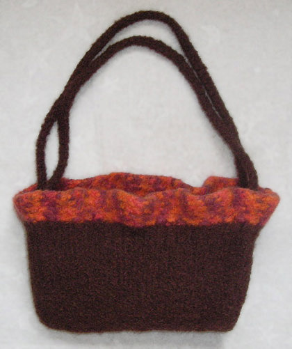 Ruffled Two Handle Felted Bag Knittting Pattern