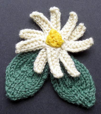 Corsage Flower And Leaves Knitting Pattern