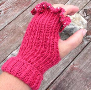 Ruffled Fingerless Mitts Knitting Pattern