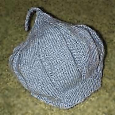 Tear Drop Hat Knitting Pattern